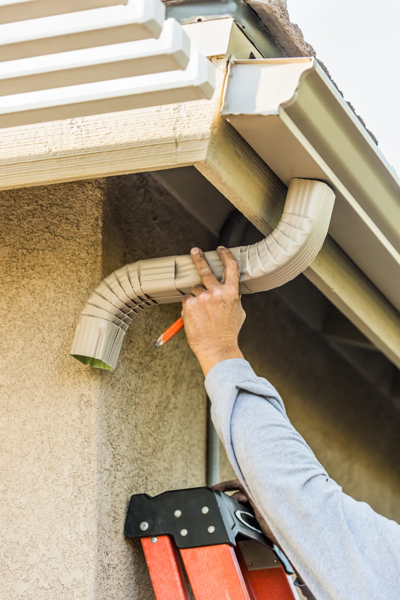 Gutter Cleaning Services in Connecticut